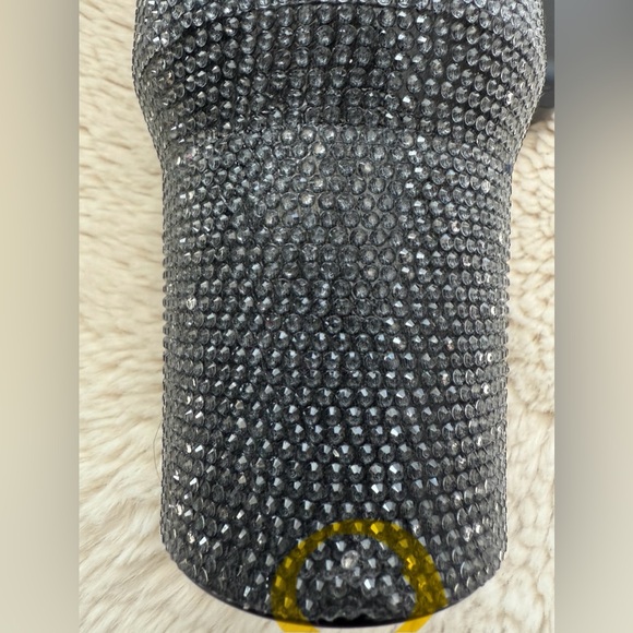 Von Dutch NWT Black Rhinestone Tumbler 40 oz *Couple stones missing see pics - Picture 5 of 5